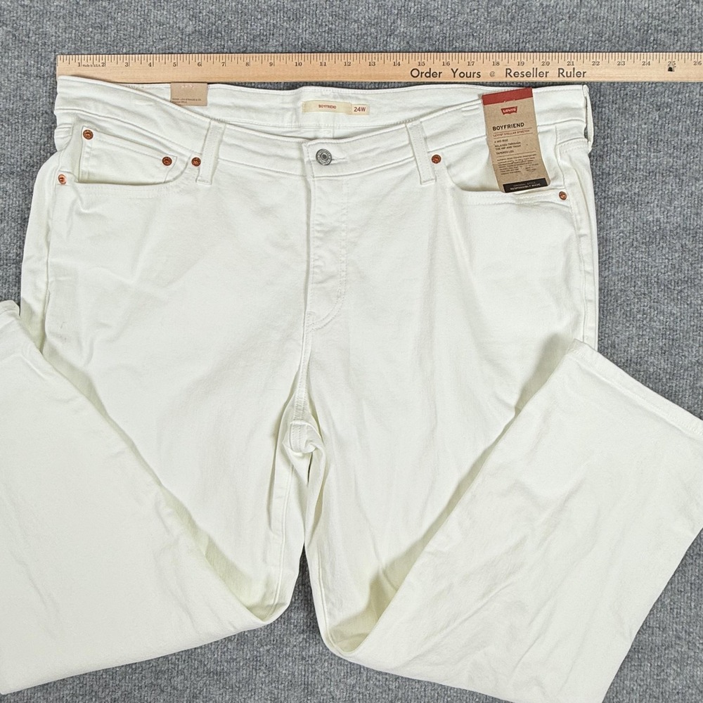 Levis Boyfriend Jeans Womens 24W White Stretch Tapered Leg Mid Rise Relaxed Fit - Picture 6 of 16